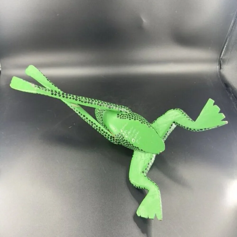 Francisco‎ Esteban Hernandez Mexican Folk Art Wood Long Frog Animal Signed AS IS